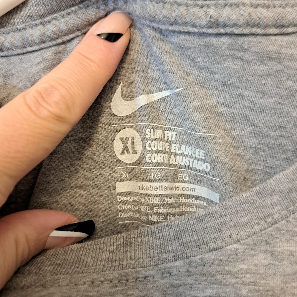 Nike Boise State Broncos Womens XL Slim Fit Heather Gray Glitter Graphic T-Shirt - Picture 3 of 4
